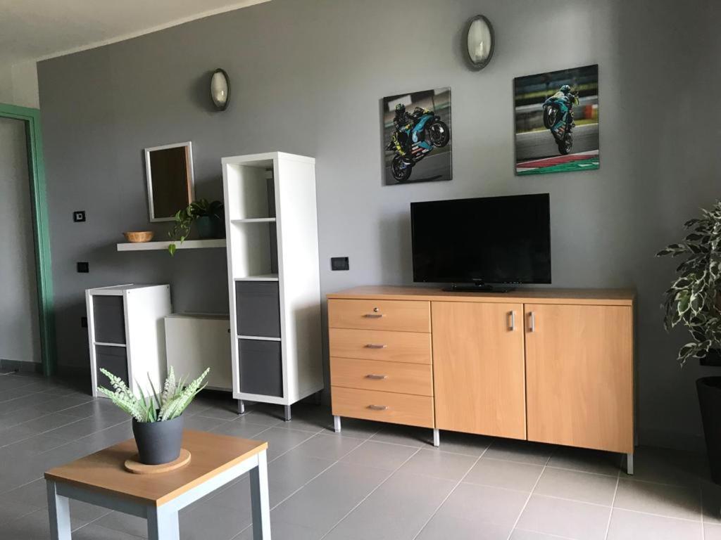 46 Vale C'E' Al Villaggio Olimpico Di Colle Sestriere Εξωτερικό φωτογραφία